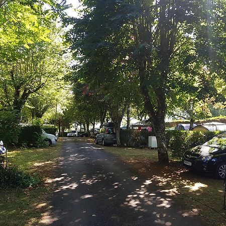 Camping Le Pigeonnier Saint-Crepin-et-Carlucet Экстерьер фото